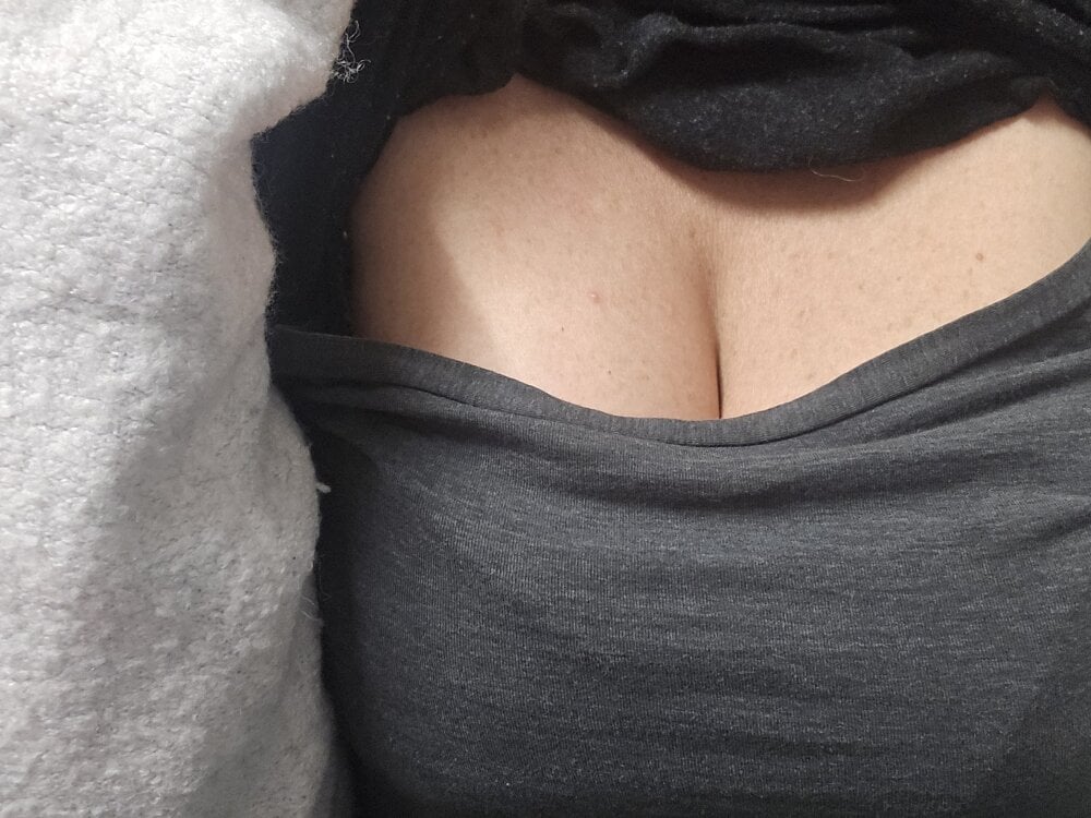 Funny__88's Offline XXX Chat