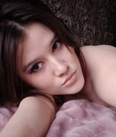 Metiska Cam Model Profile Stripchat 