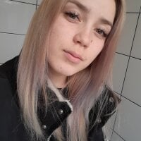HungryyyBunny's Offline Chat Room