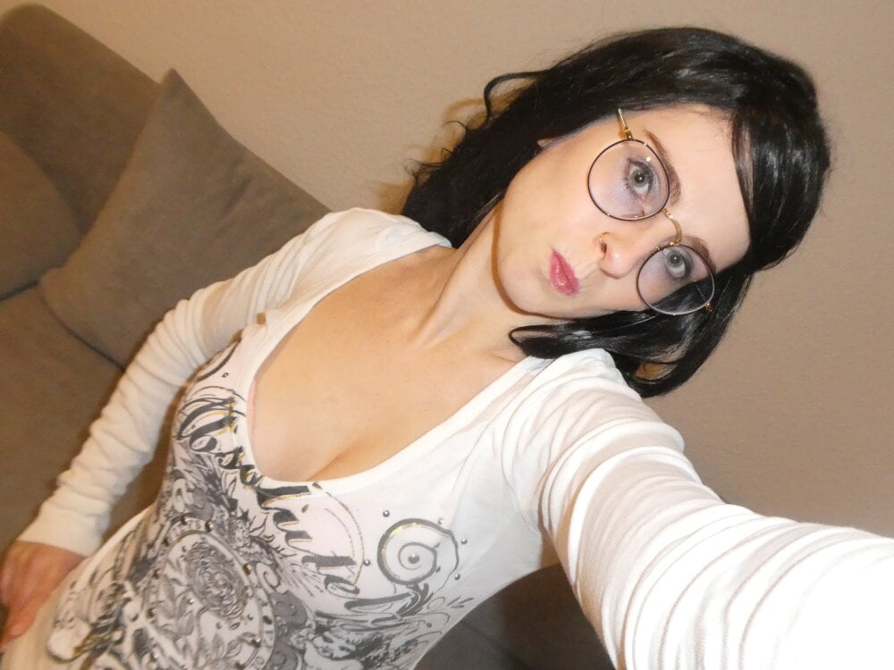 secretmia