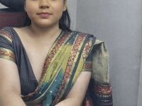 Tanvi_72's Live XXX Chat