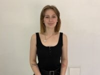 LucettaChurchwell's Offline Chat Room