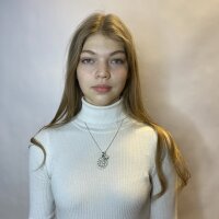 RainaCarter's Offline XXX Chat