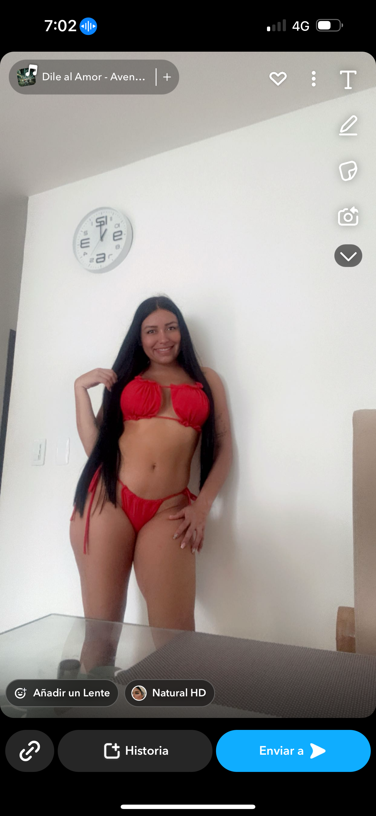 Cristal_hot_ass