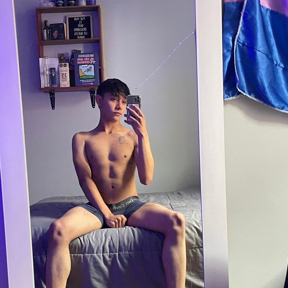 Noah_Slim's Offline XXX Chat