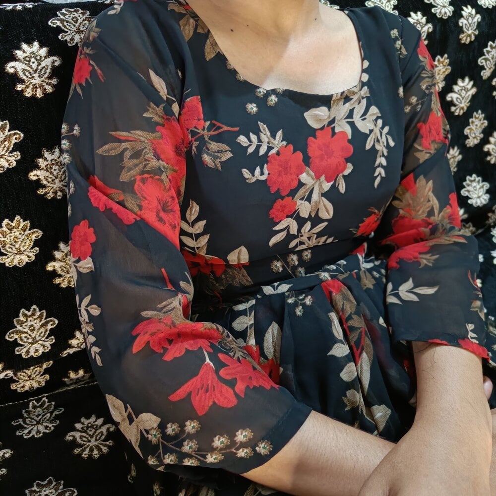 sexy_yuvi from stripchat