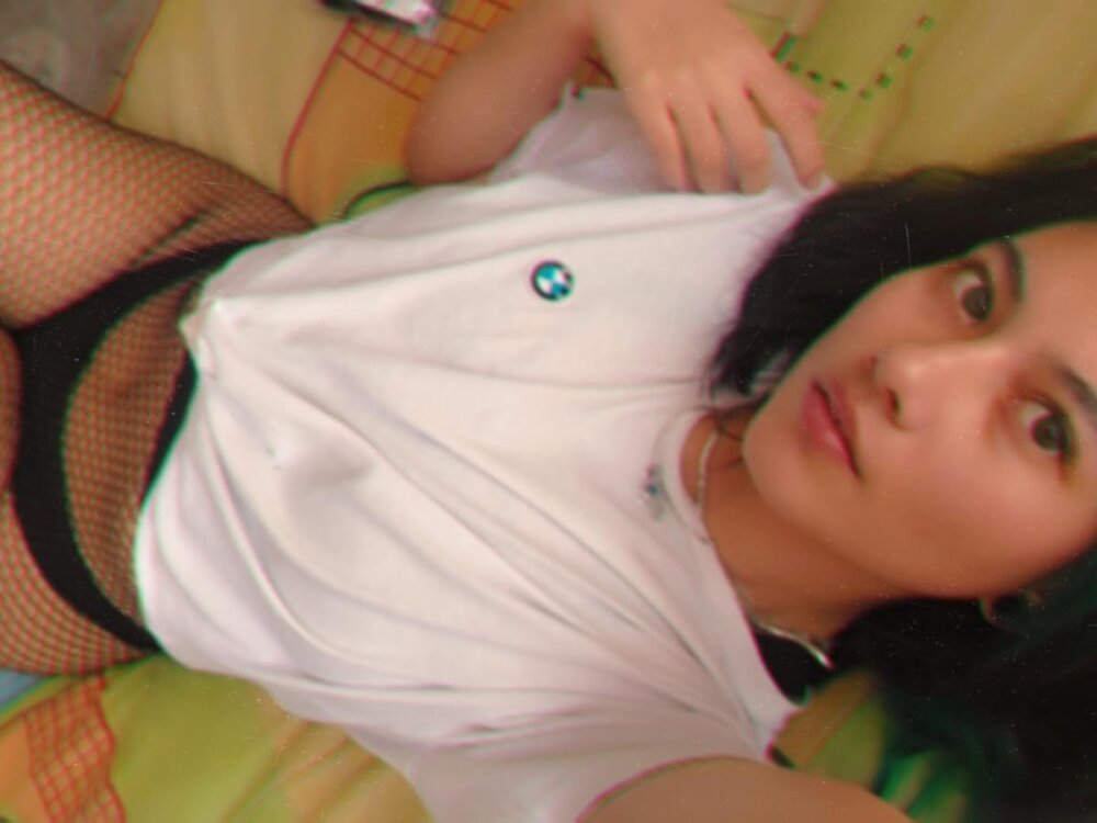 Laury_Lu 🏷 adult chat