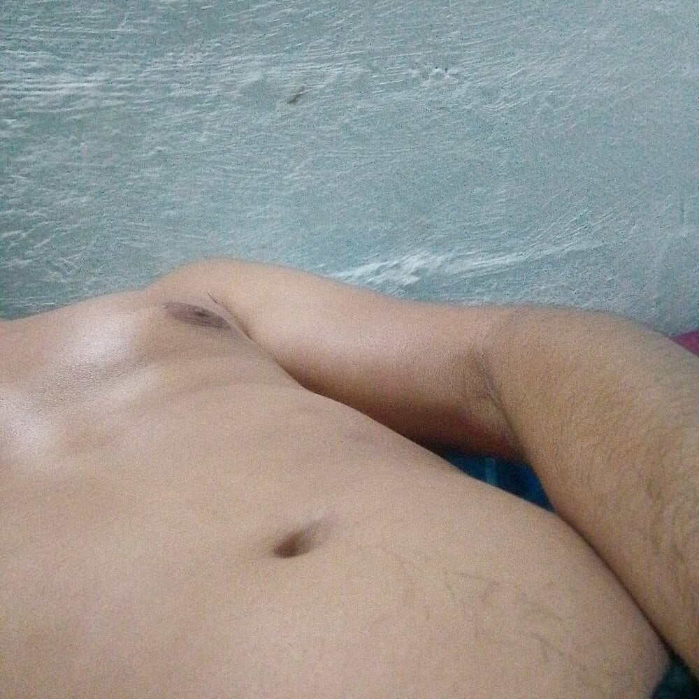 tonitony10 from stripchat