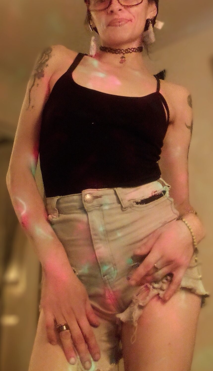 stripchat diirtylittlesecret webcam profile pic via chatnmate.com