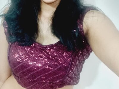 Cute_Laila
