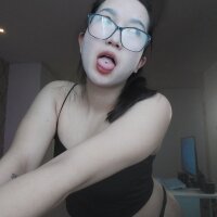 Any_b_moon's Offline XXX Chat
