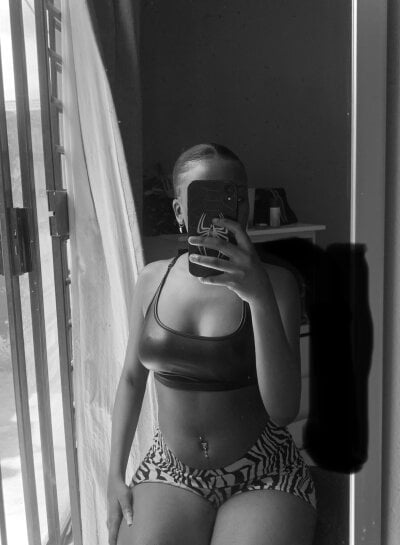 StrawberryXpeach Couple Petiteteens Webcam Nude