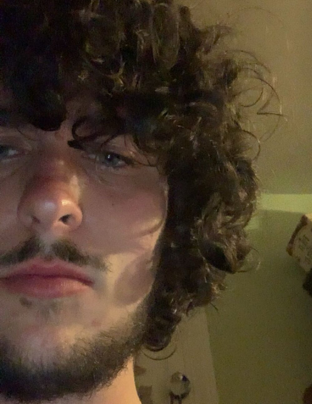thomasl4187 from stripchat