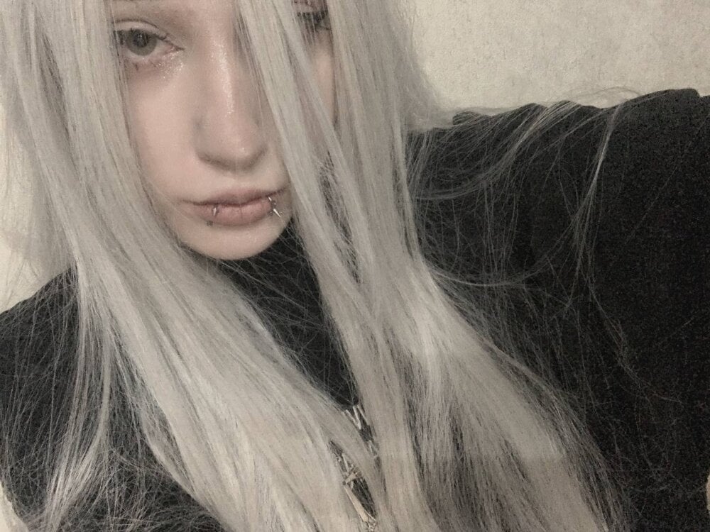 watchgirlcam.com cupcakevice livesex profile in 31-mile-away cams