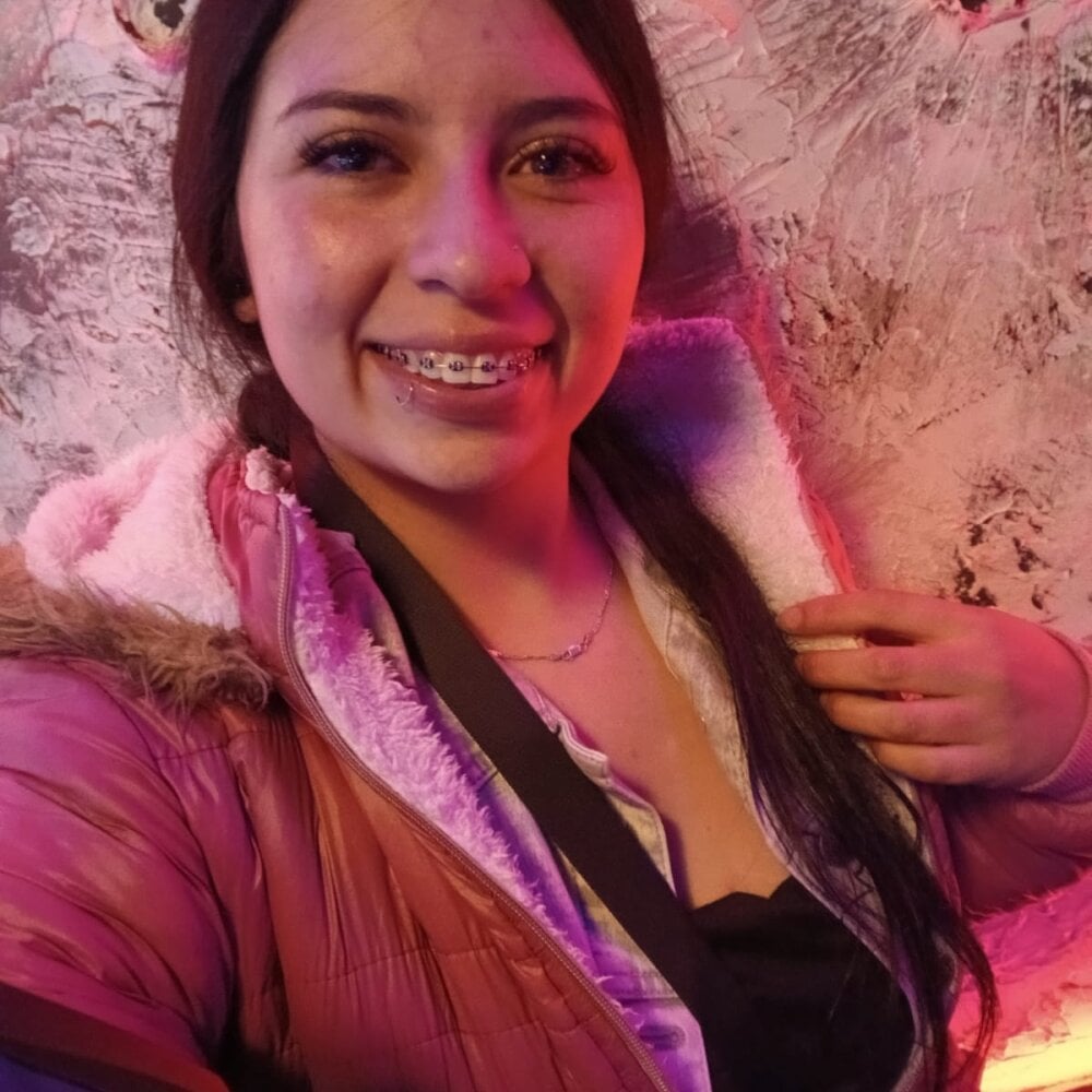 iluvcams.com keitty_ph livesex profile in spanish cams