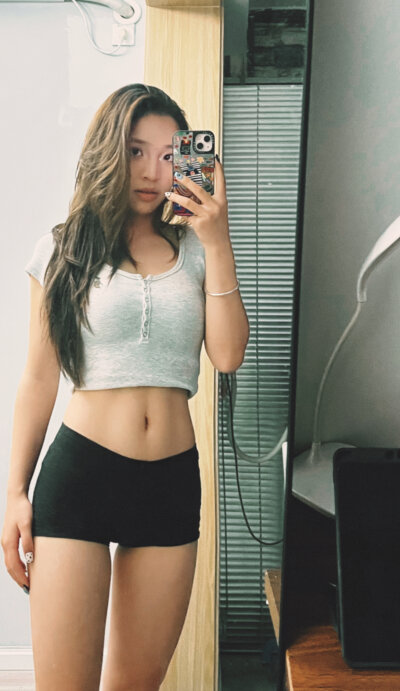 dazzling520 from stripchat