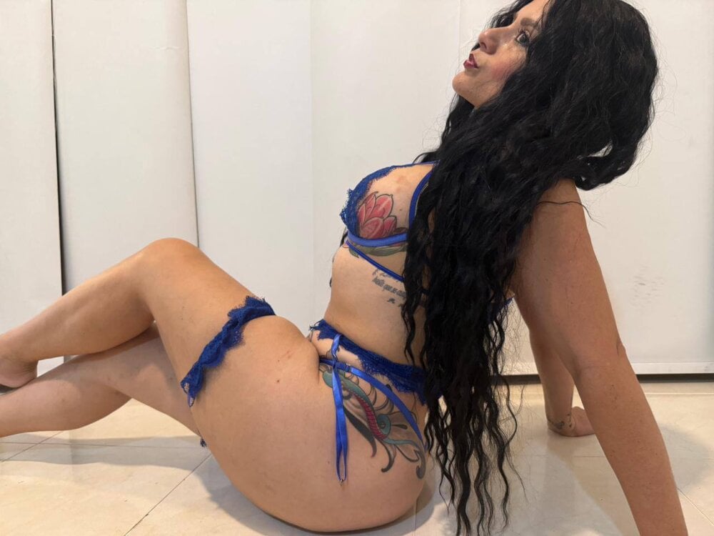 slendyd_munoz from stripchat