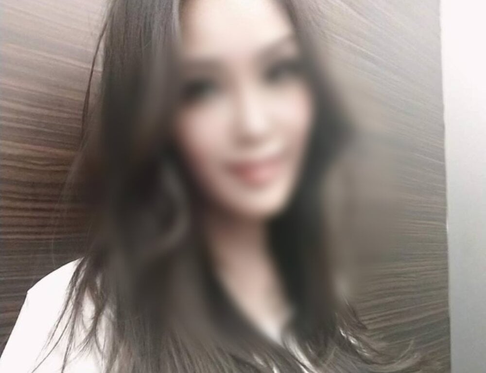 stripchat sofia-sakura webcam profile pic via cam-performer.com