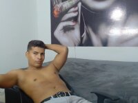 Offline chatovací místnost blackhotboy123