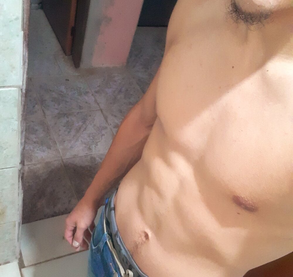 novinho3355's Offline XXX Chat