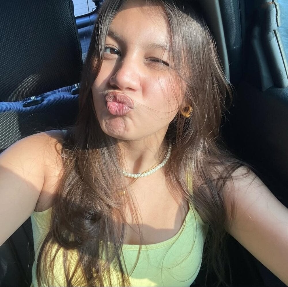 simmyy1815 profile