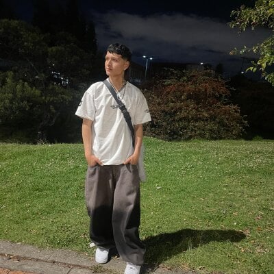 thxmm_ Live Cam on StripChat