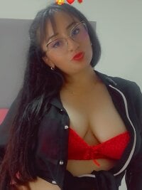 alemanialove101's Offline Chat Room