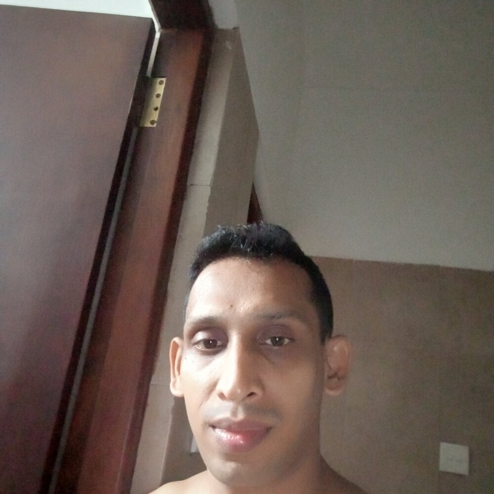 nudesri profile