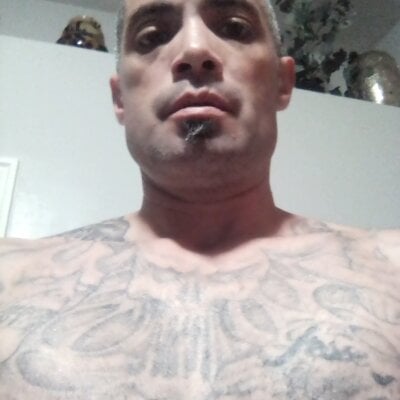 MrMrsfineasscoupleLive Webcam