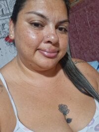 Model chubby_sexy_big_tits