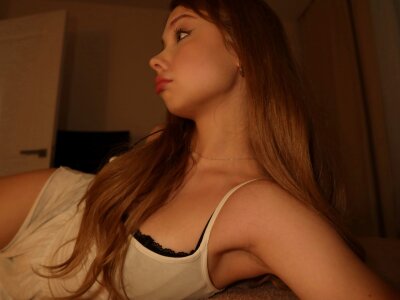 girlfromblushland Live Cam on StripChat