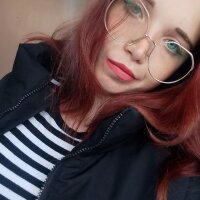 MoiraHarriss' Offline Chat Room
