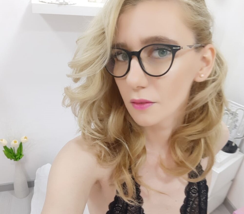 Dolce_Arya_ 🐀 online nude chat