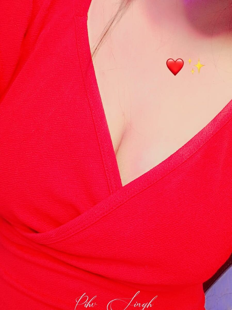 stripchat strip_queennn webcam profile pic via mega-camsex.net