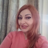 Blondiella's Offline Chat Room