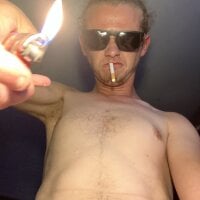 TallTwinkInChastity's Offline Chat Room