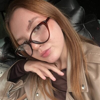 CharaBeik Live Cam on StripChat