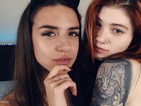 Offline chatovací místnost SaraKasandra
