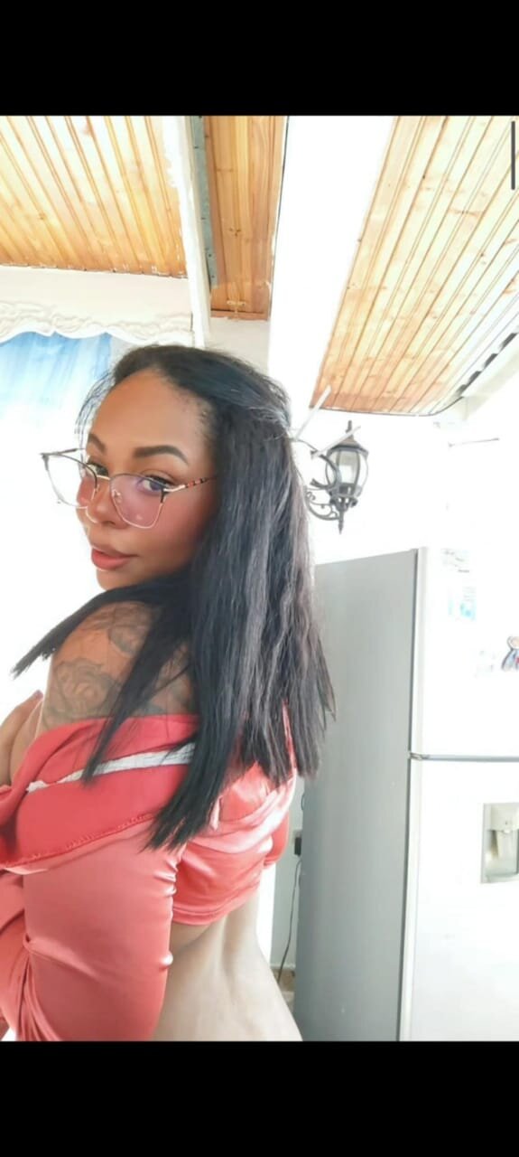 kimberly-negra