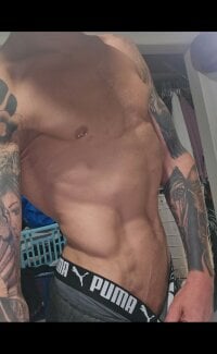 Tclarke93's webcam live show