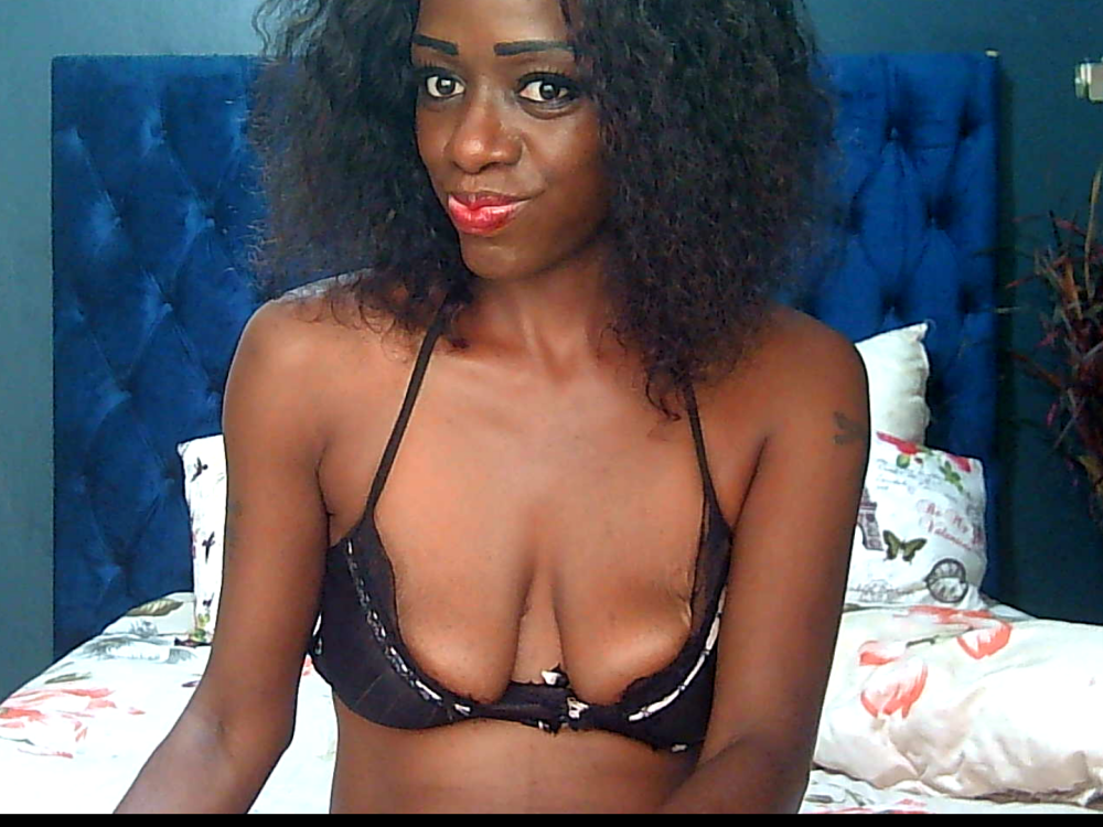 BrunetteNaomi8 Profile Image