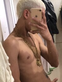 DyovaneP's webcam live show