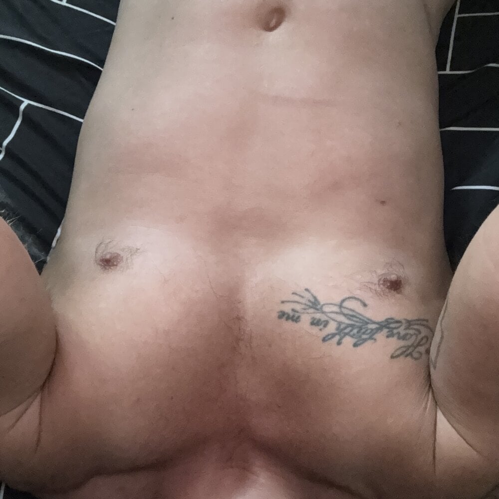 bkuterbach2015's Offline XXX Chat