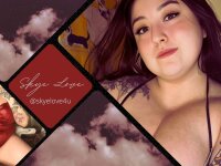 skyeloveforu's Offline XXX Chat