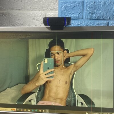 Urhotasian_melxxx