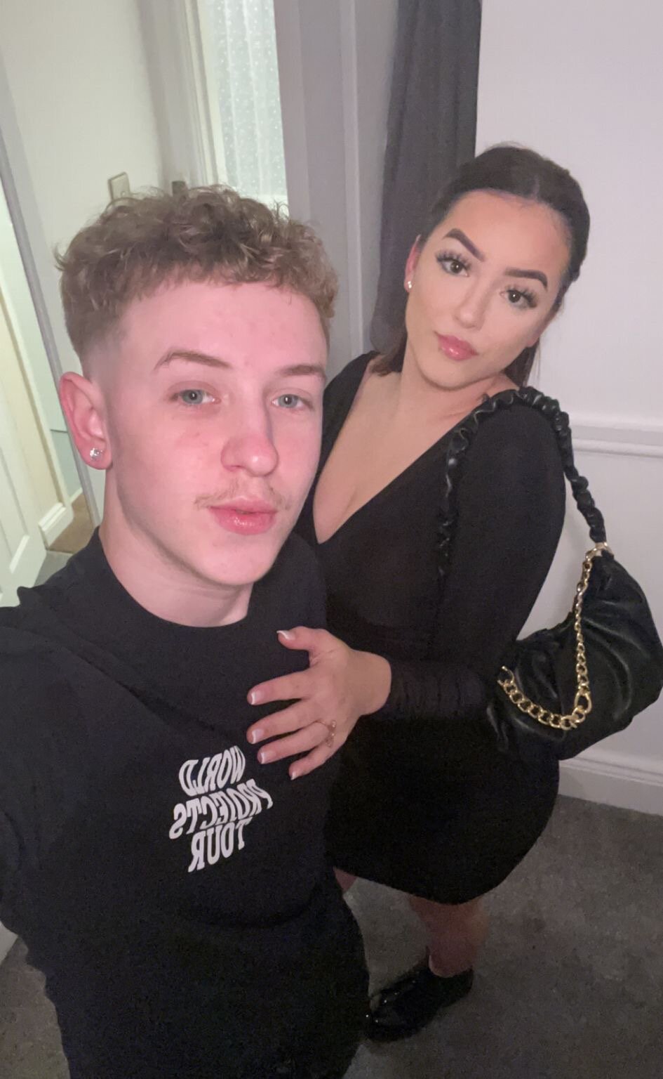 shelovesc's Offline XXX Chat