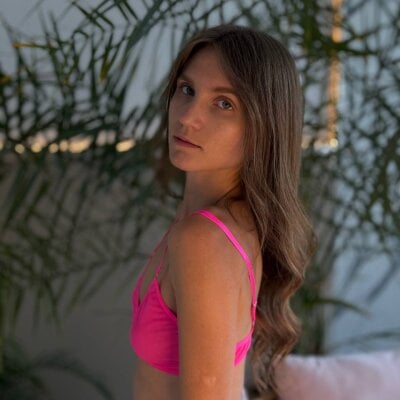 Angelica_Rayan