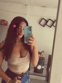 ValentinaMartel's webcam live show