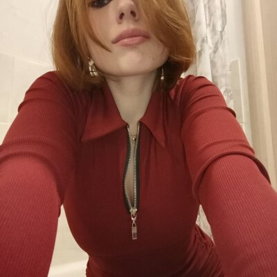 Image 1 of VenessaGuerri, female webcam model,  years old, on live webcam