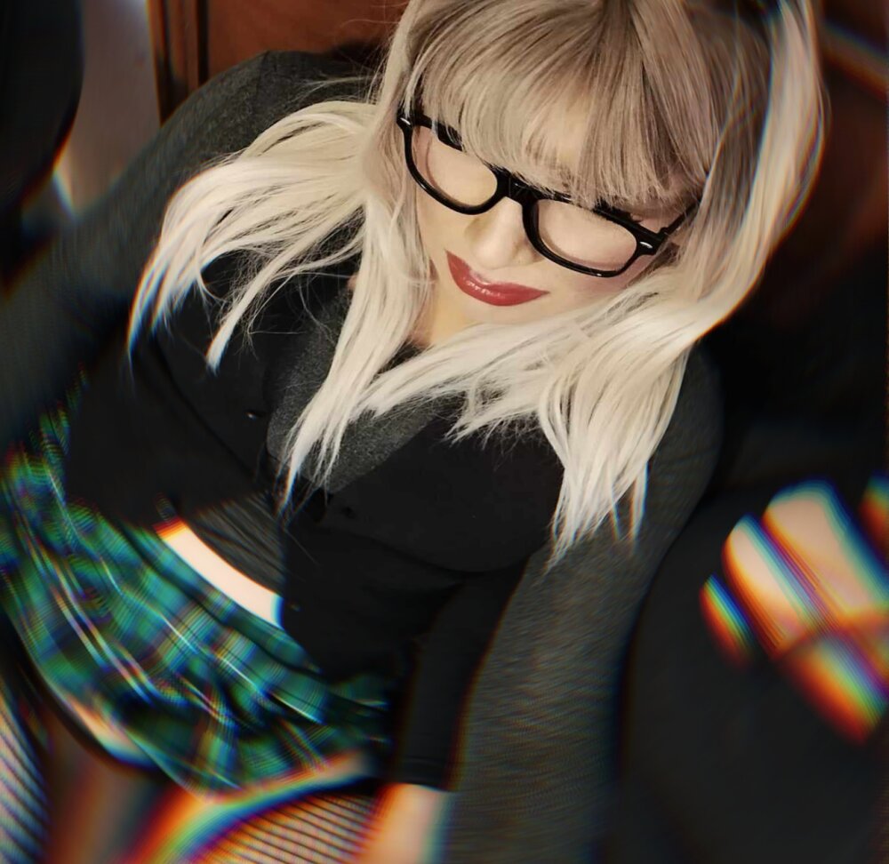 rileylovesit69 Offline XXX-chat